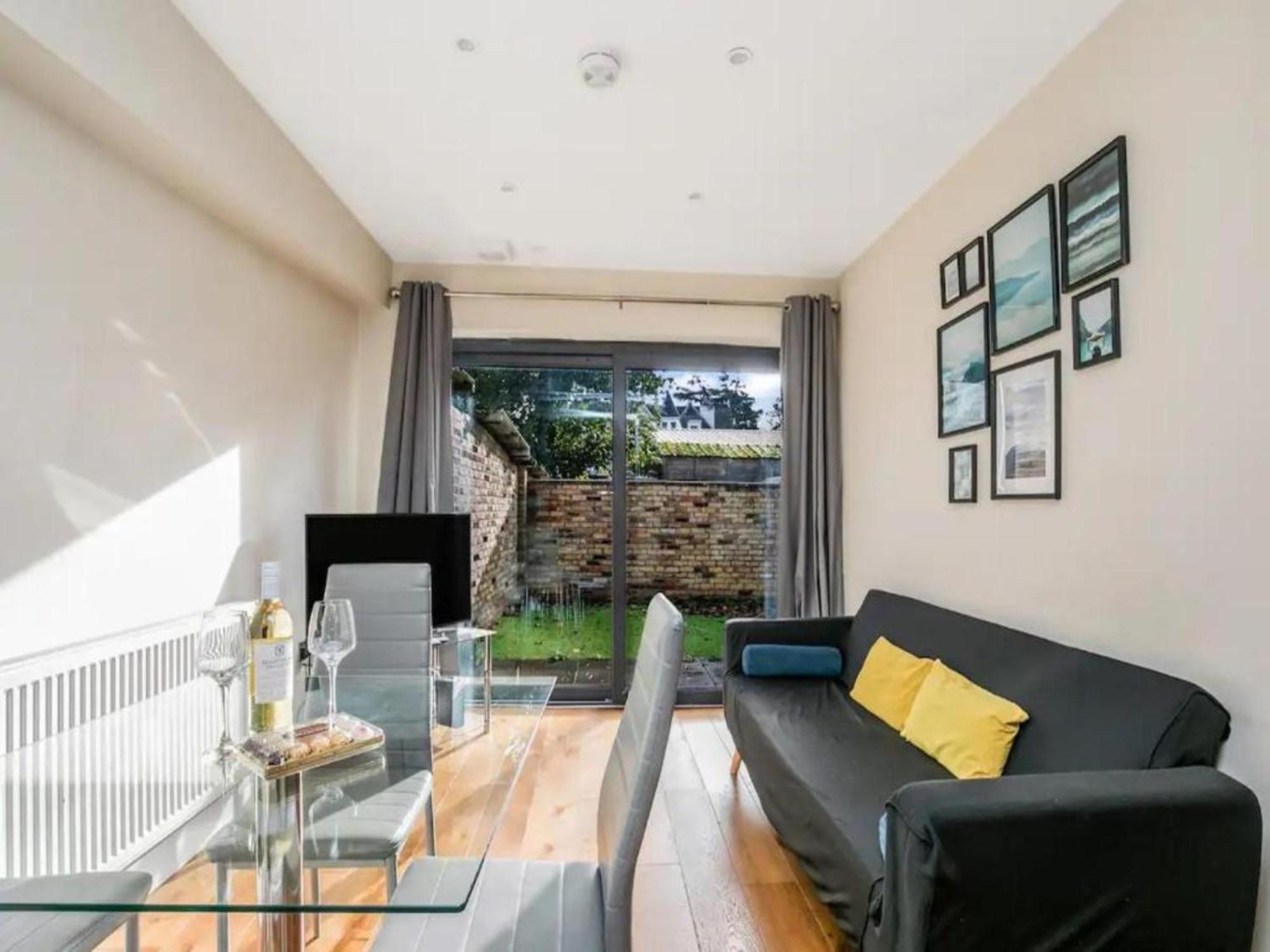 Pass The Keys Ealing Queen Of The Suburbs 2Bd Apartment Londra Esterno foto