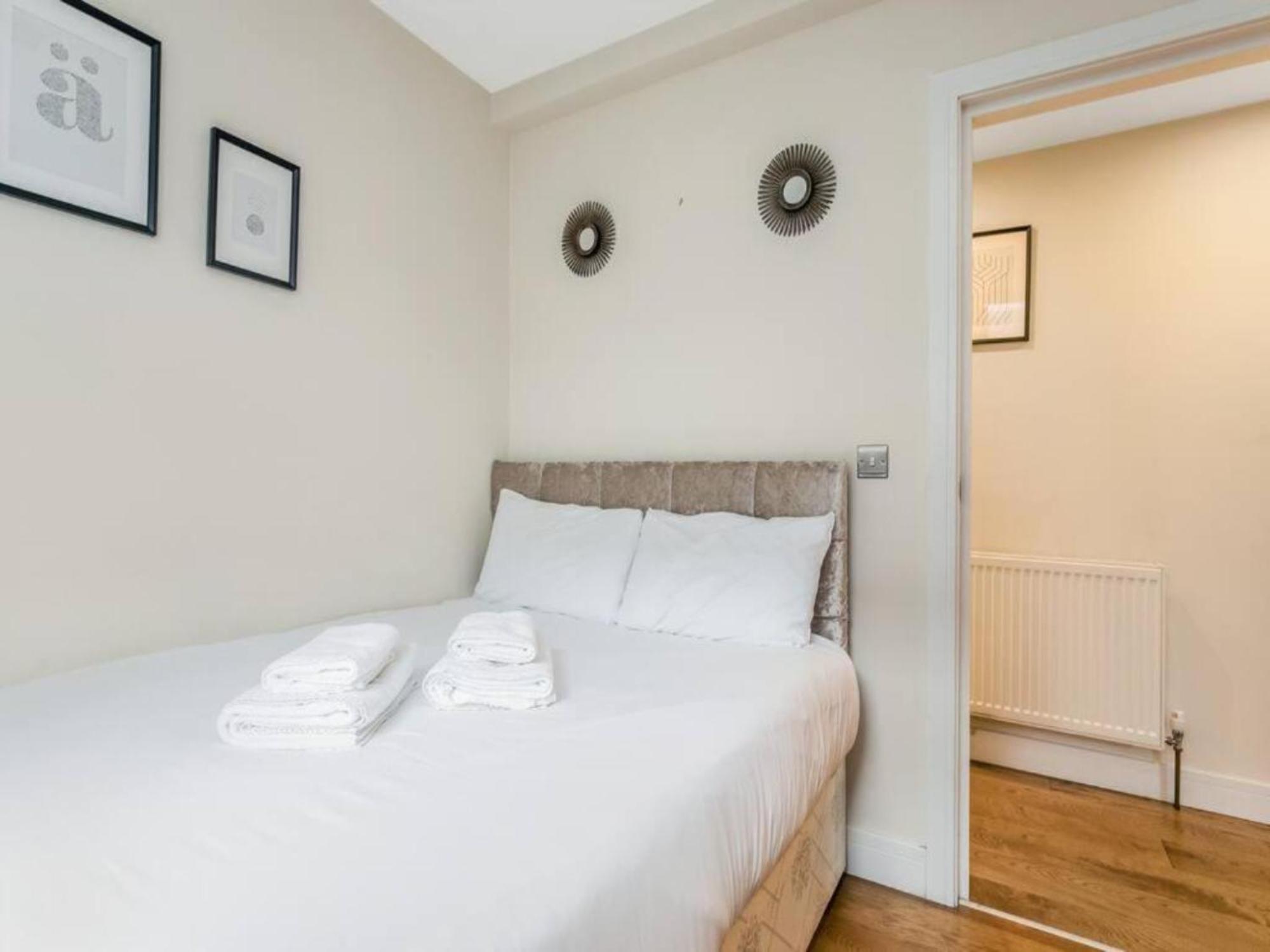 Pass The Keys Ealing Queen Of The Suburbs 2Bd Apartment Londra Esterno foto
