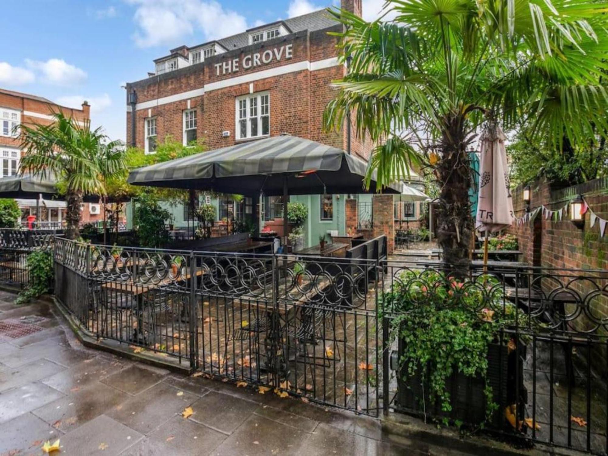 Pass The Keys Ealing Queen Of The Suburbs 2Bd Apartment Londra Esterno foto